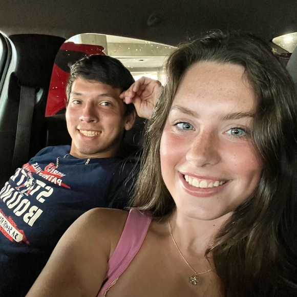 Meet your Posher, Aj - Picture 6 of 9